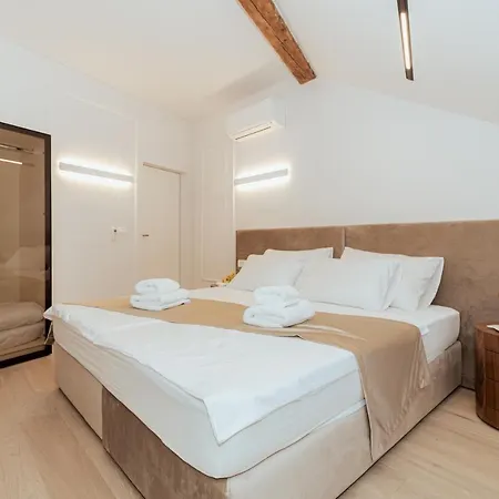 Trecento Boutique
