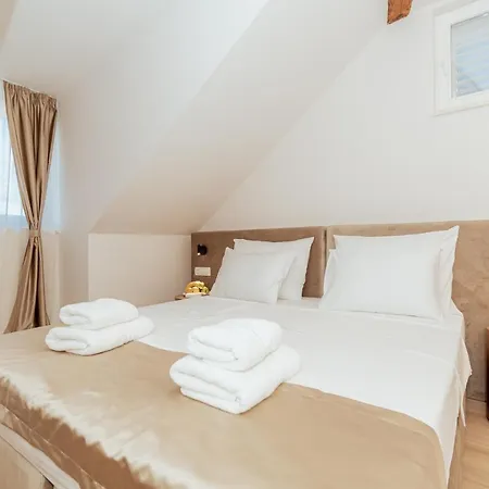 Trecento Boutique 4* Split